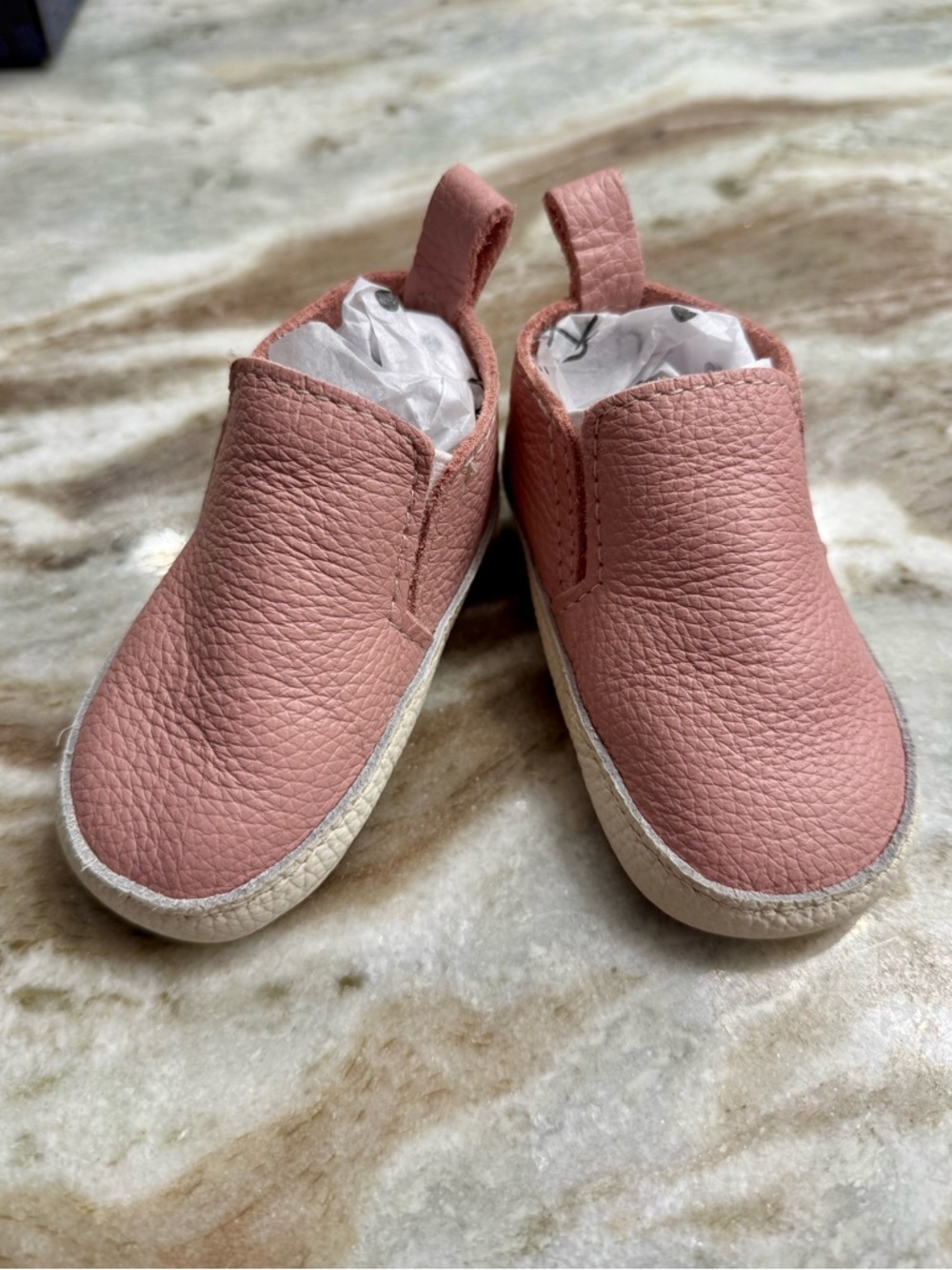 Freshly Picked Mini hard Sole Slip-On Blush Pink Leather Baby Shoes Size 3